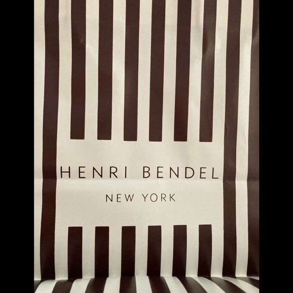Henri Bendel paper shopping bag- Collectible Brand new. RARE - Picture 3 of 5